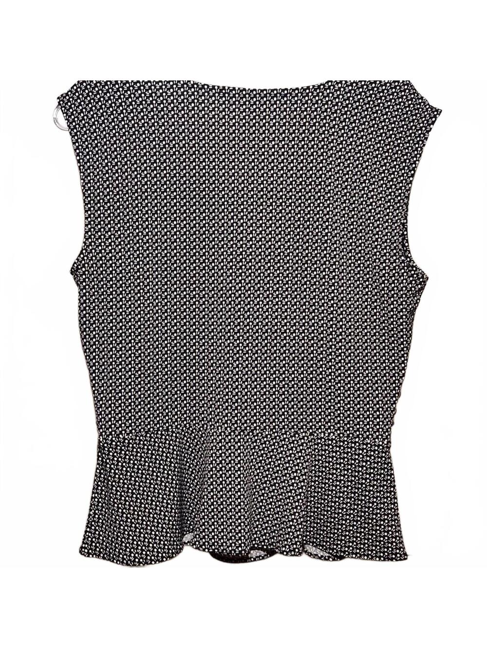 DUPLICATED - White House Black Market | Monochrome Patterned Blouse | S - Picture 3 of 3